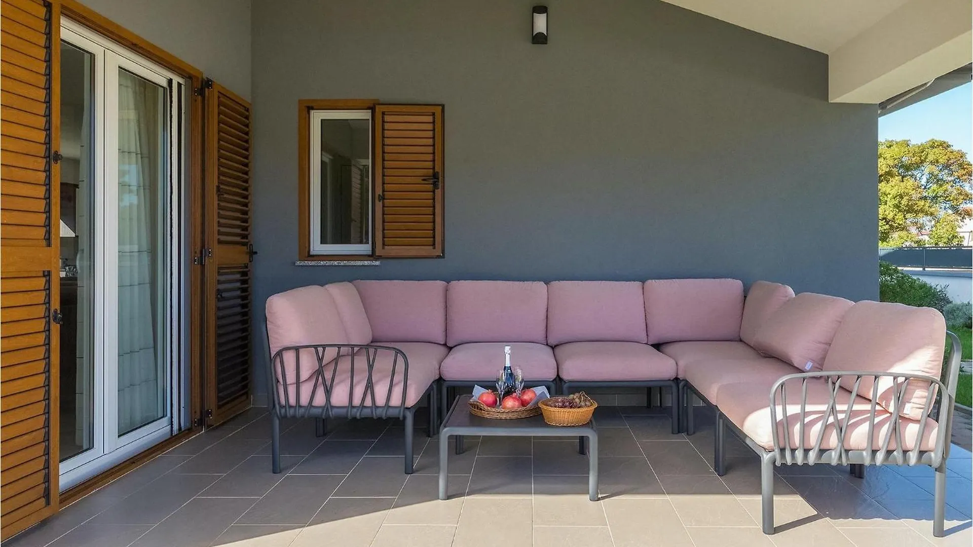 Holiday home Villa Alba Rossa Sisan