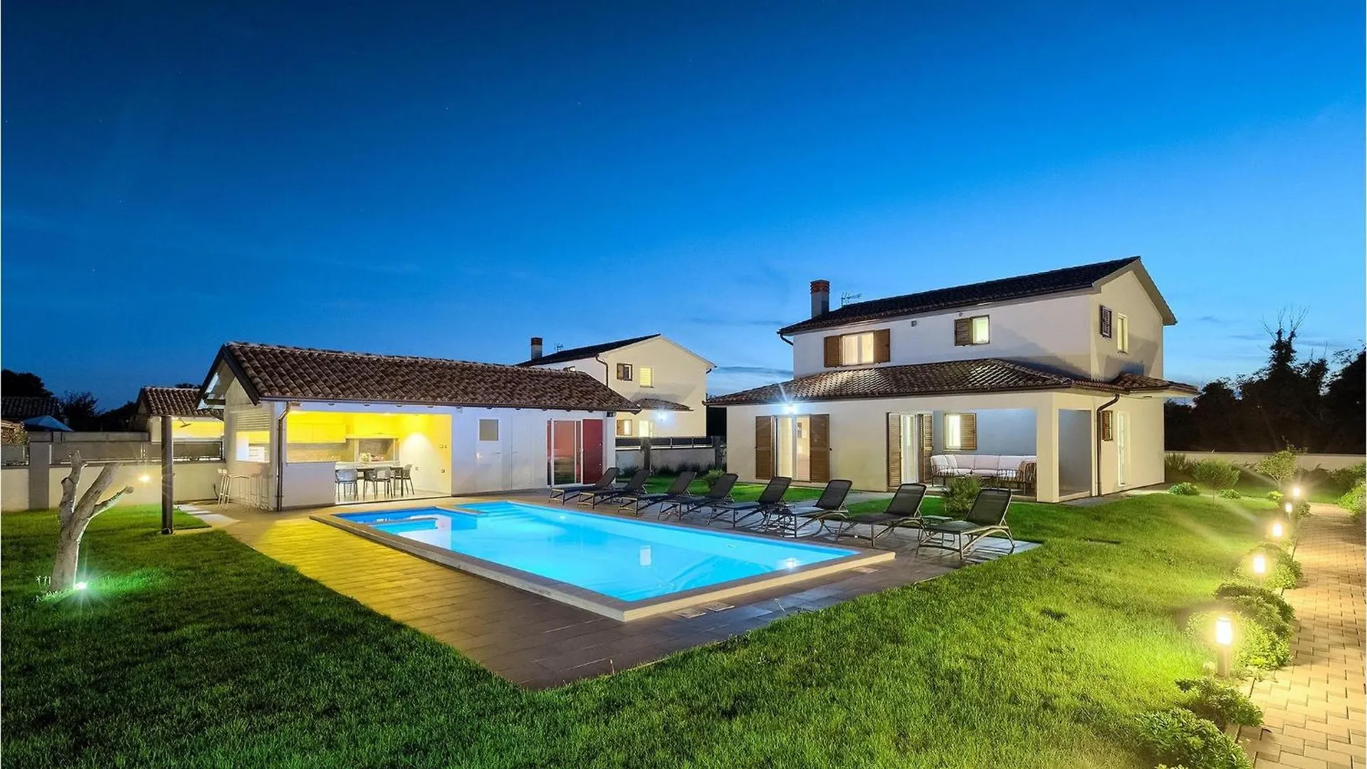 Holiday home Villa Alba Rossa Sisan Croatia