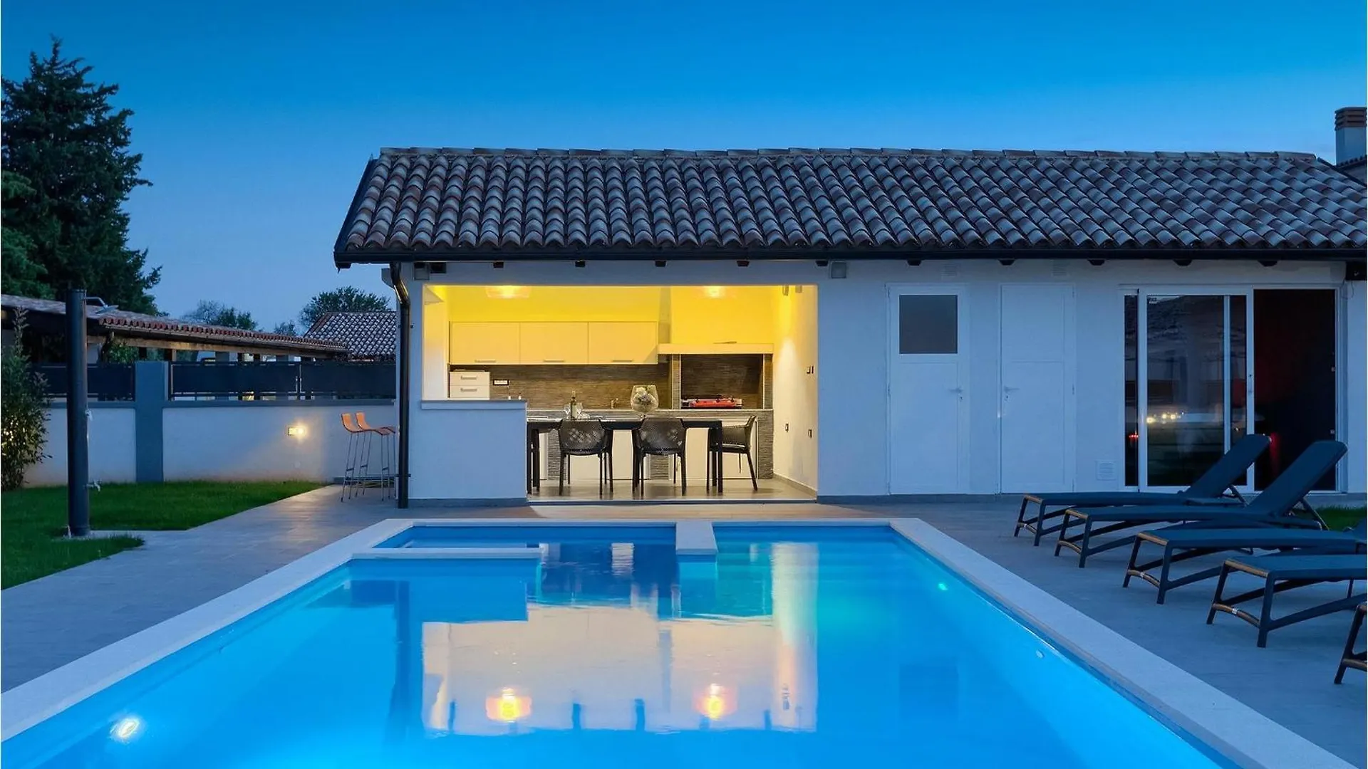Holiday home Villa Alba Rossa Sisan